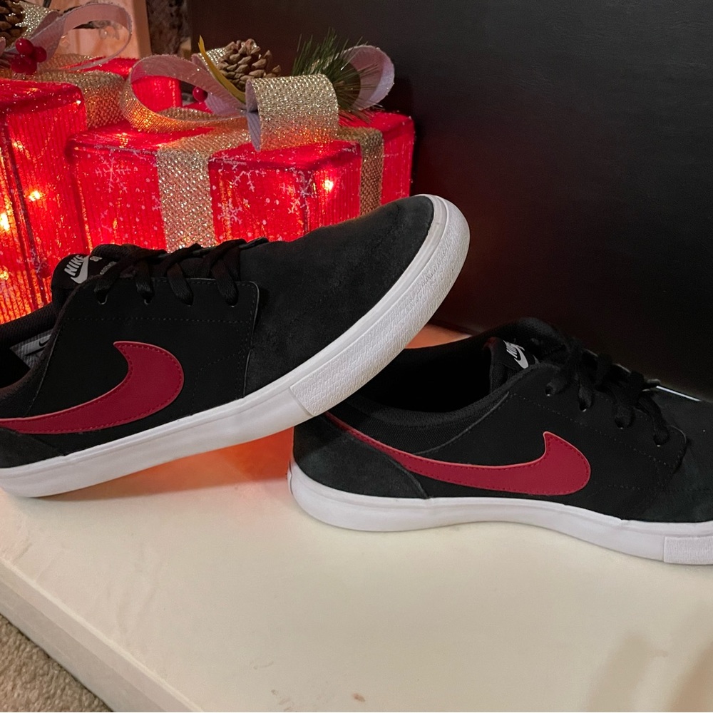 Nike SB Portmore (Men's Size 9)